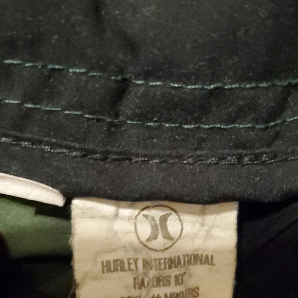 Hurley Forest Green Men's Cargo Shorts - Picture 2 of 5